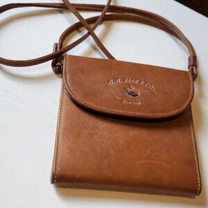 G.H. Bass Crossbody Unisex Wallet Bag